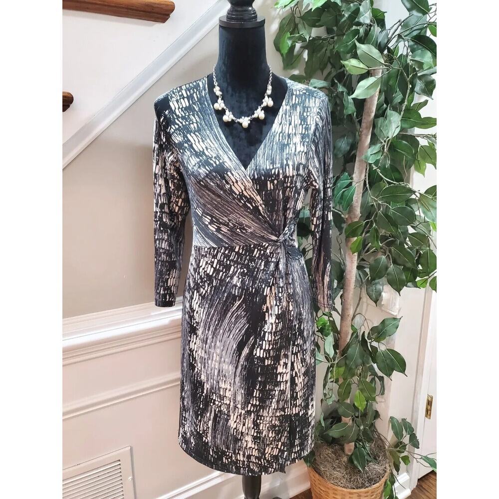 Dots Women's White & Black Polyester V-Neck Long Sleeve Knee Length Dress Size L